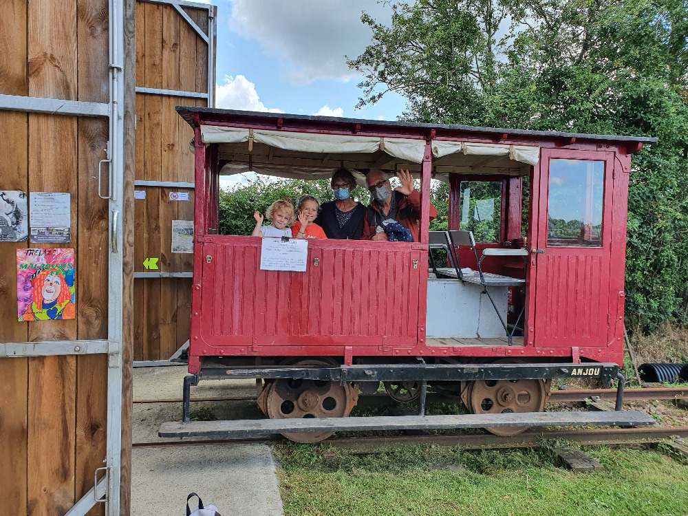 culture-pays-de-la-loire-maine-et-loire-site-museographique-ferroviaire-du-petit-anjou-anjou4192223304250535968.jpg