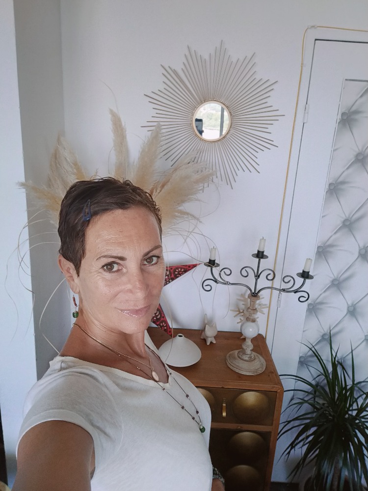 bien-etre-amp-massages-occitanie-herault-masseuse-bien-etre-en-cabinet-ou-a-domicile-domicile282021435557656677.jpg