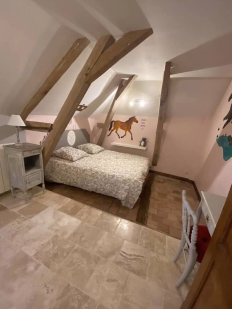 gites-amp-chambres-d-hotes-bourgogne-franche-comte-nievre-gite-la-famille-est-dans-les-bles-13-personnes11182326343754657374.jpg